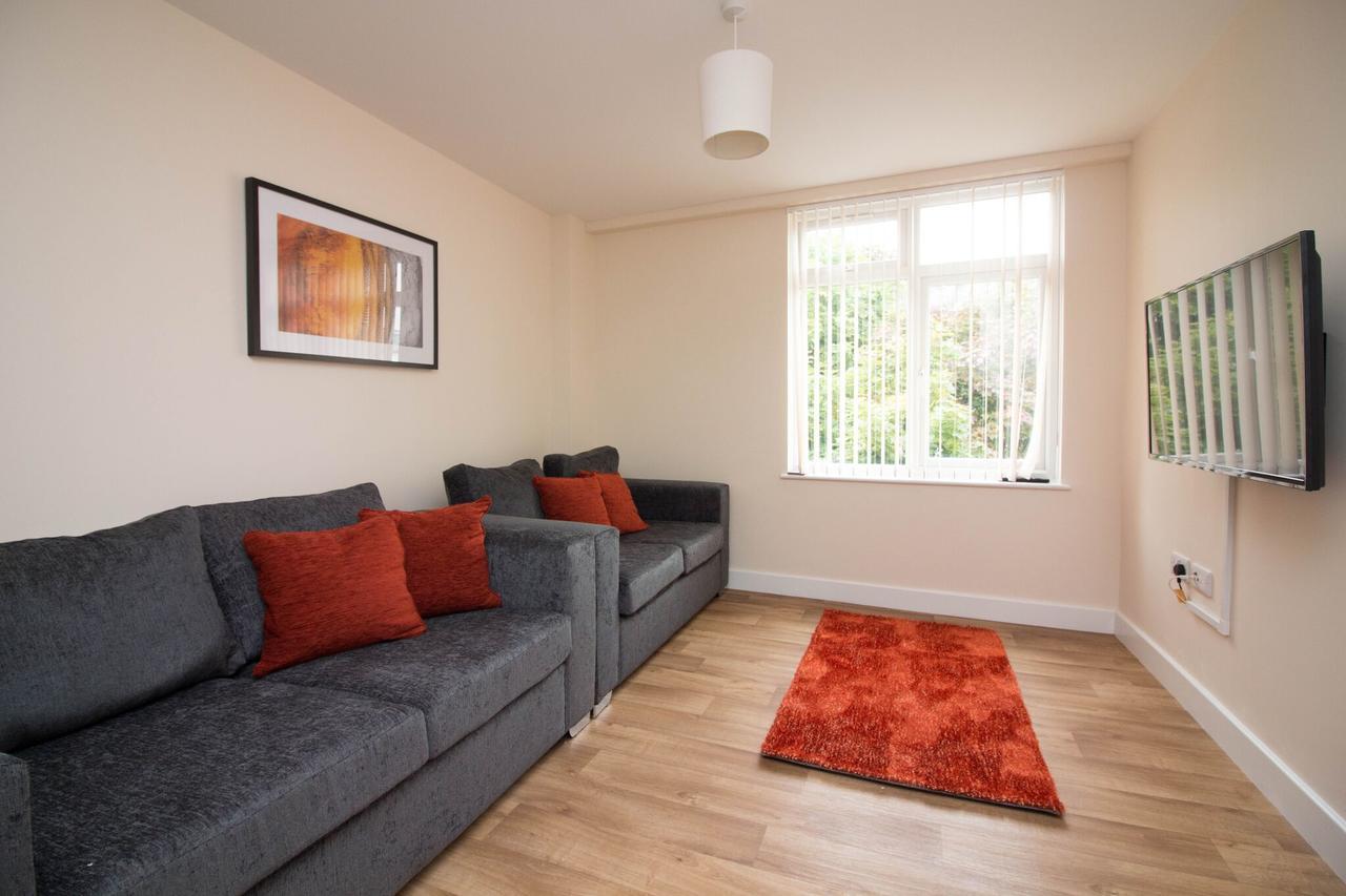 Dpv - Above Bar Street Apartments Southampton Bagian luar foto
