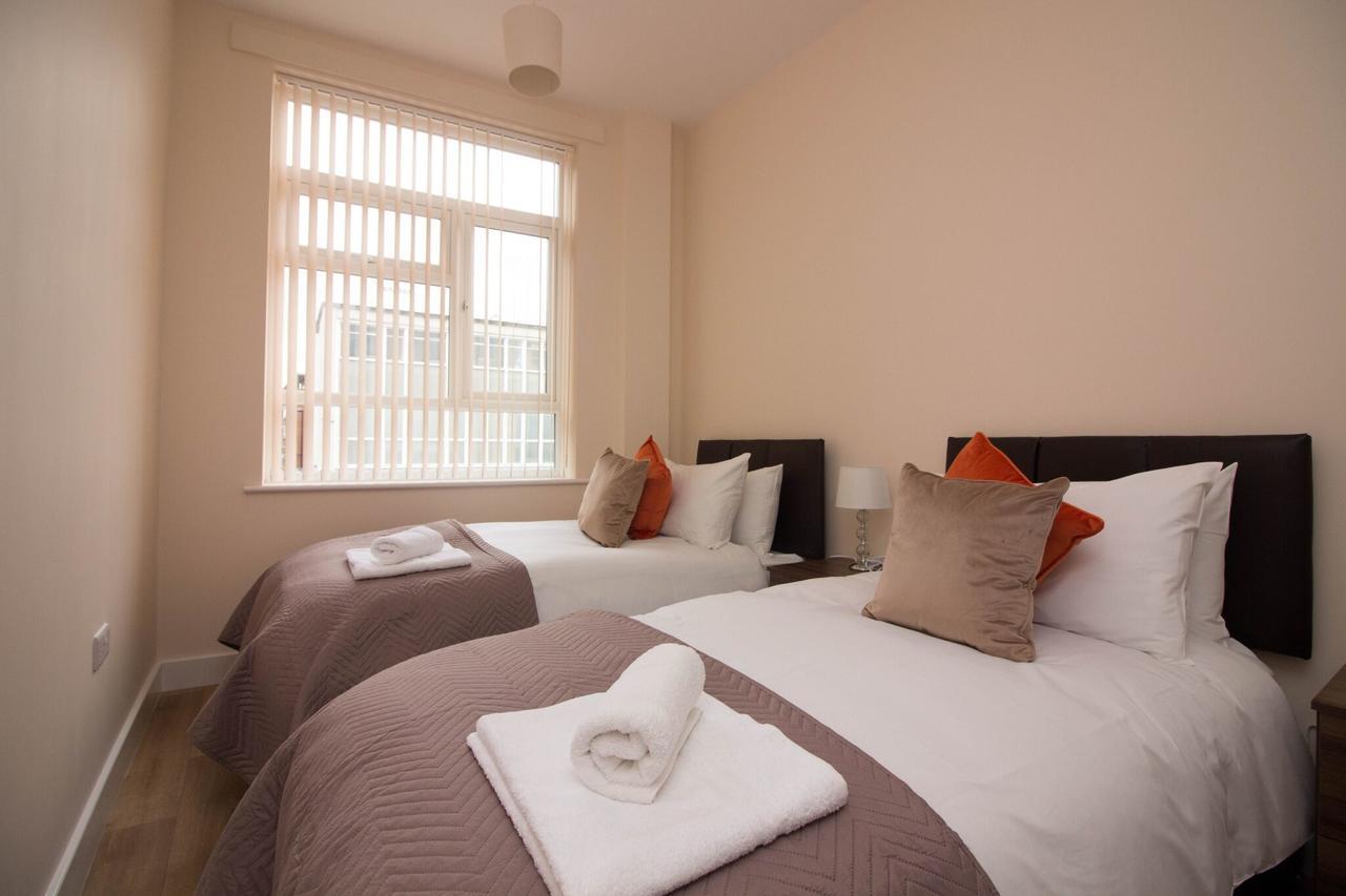 Dpv - Above Bar Street Apartments Southampton Bagian luar foto