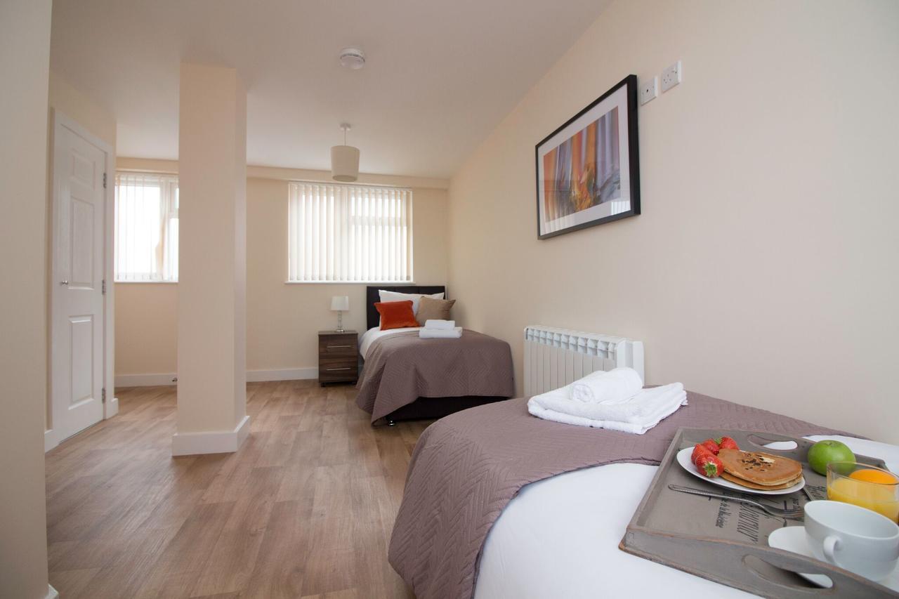 Dpv - Above Bar Street Apartments Southampton Bagian luar foto