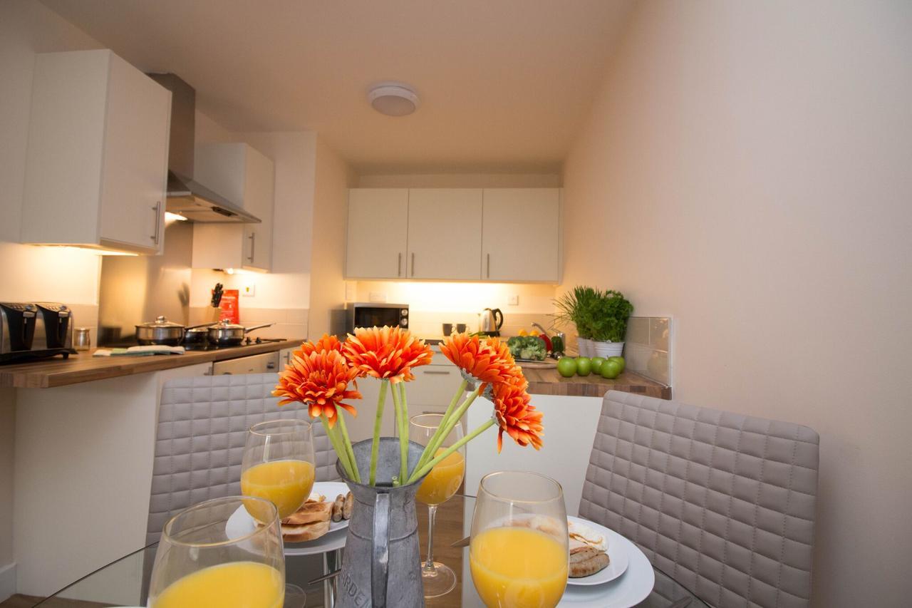 Dpv - Above Bar Street Apartments Southampton Bagian luar foto