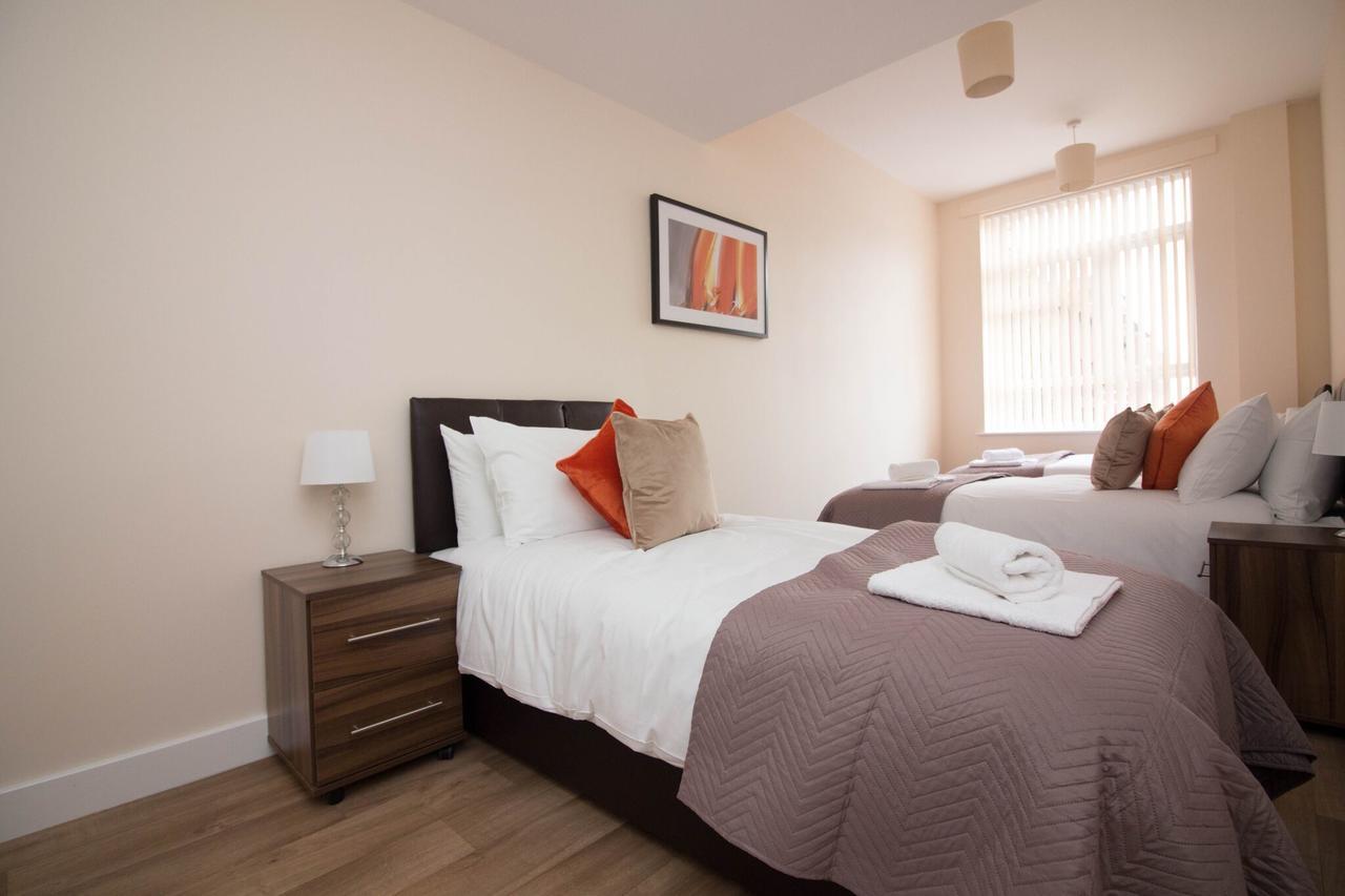 Dpv - Above Bar Street Apartments Southampton Bagian luar foto