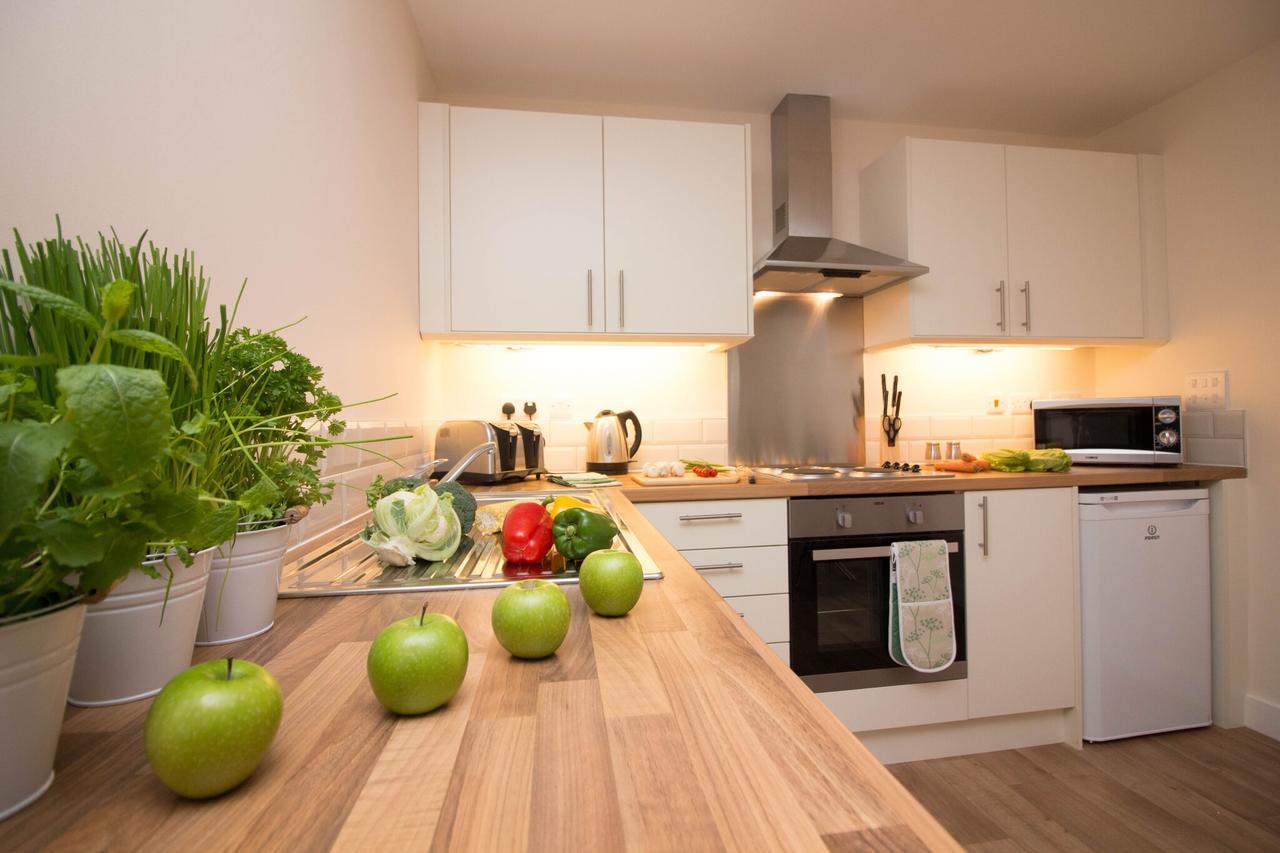Dpv - Above Bar Street Apartments Southampton Bagian luar foto