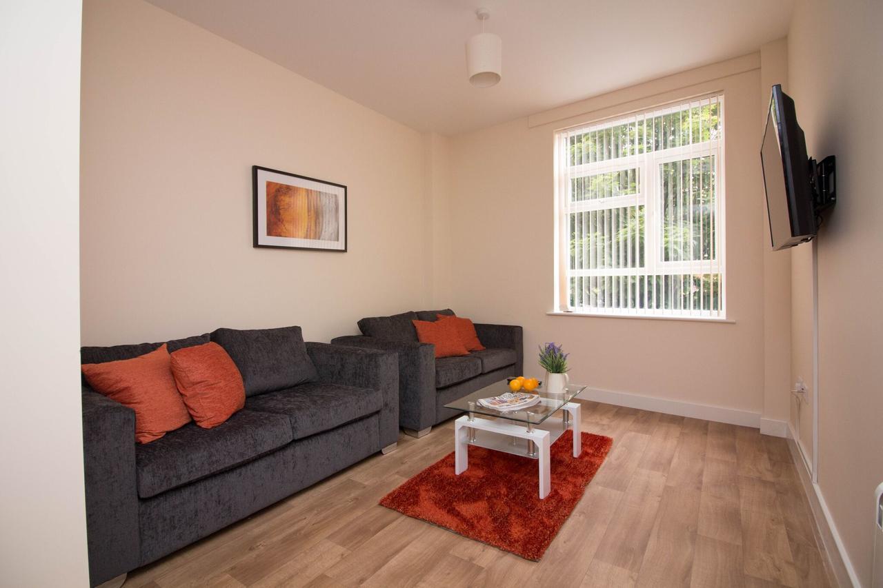 Dpv - Above Bar Street Apartments Southampton Bagian luar foto