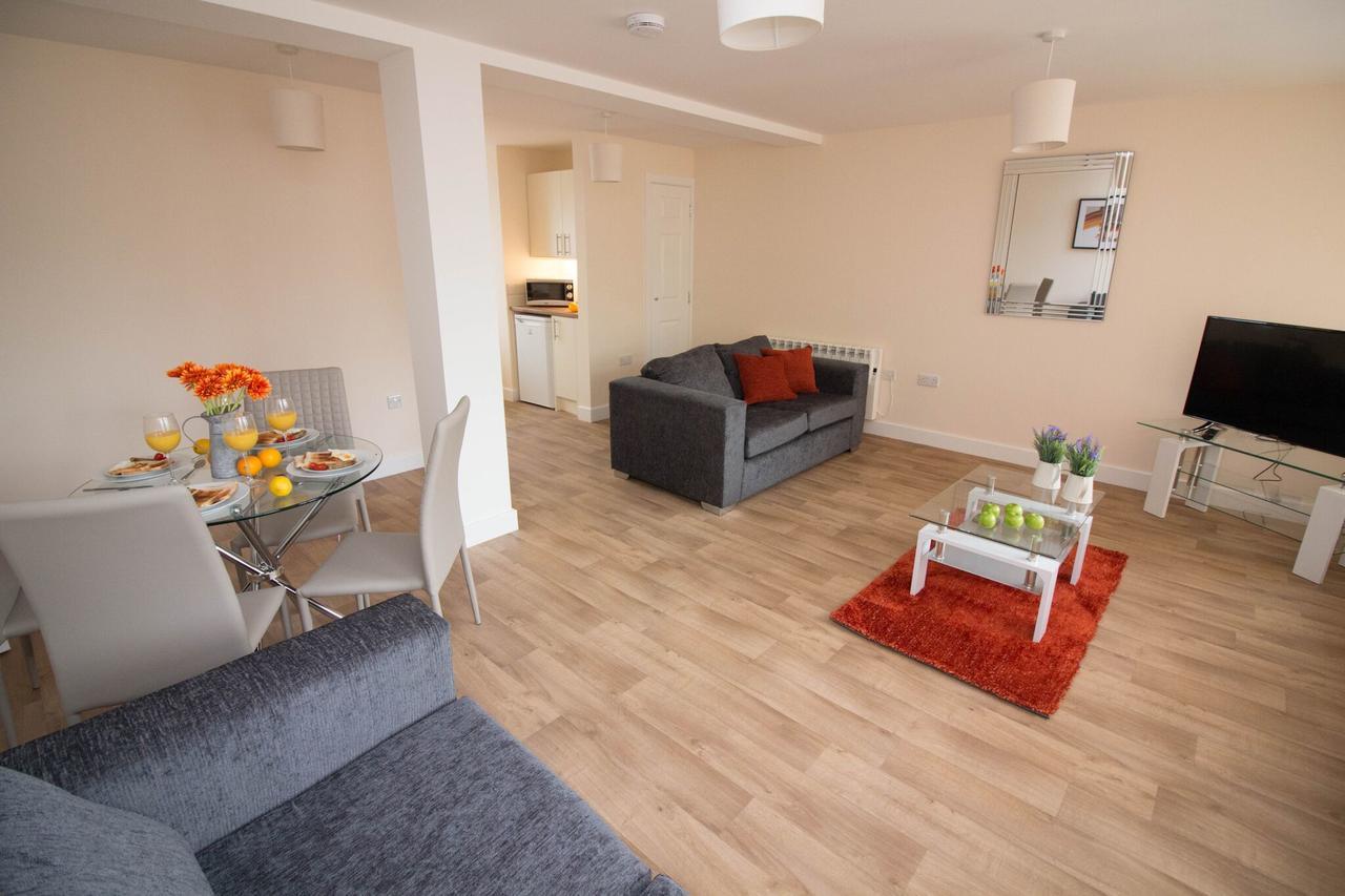 Dpv - Above Bar Street Apartments Southampton Bagian luar foto